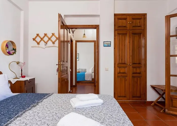 Seaside House With View Over Pagasitikos Áfissos