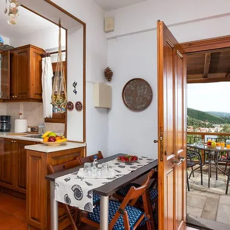 Seaside House With View Over Pagasitikos Holiday home Afissos