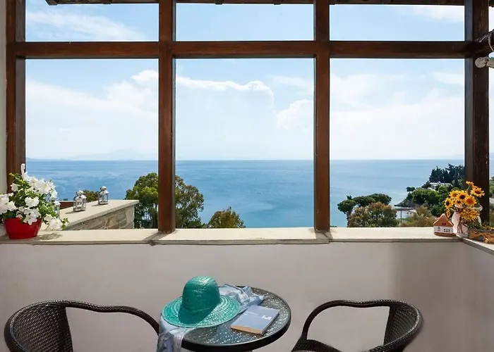 Seaside House With View Over Pagasitikos Afissos